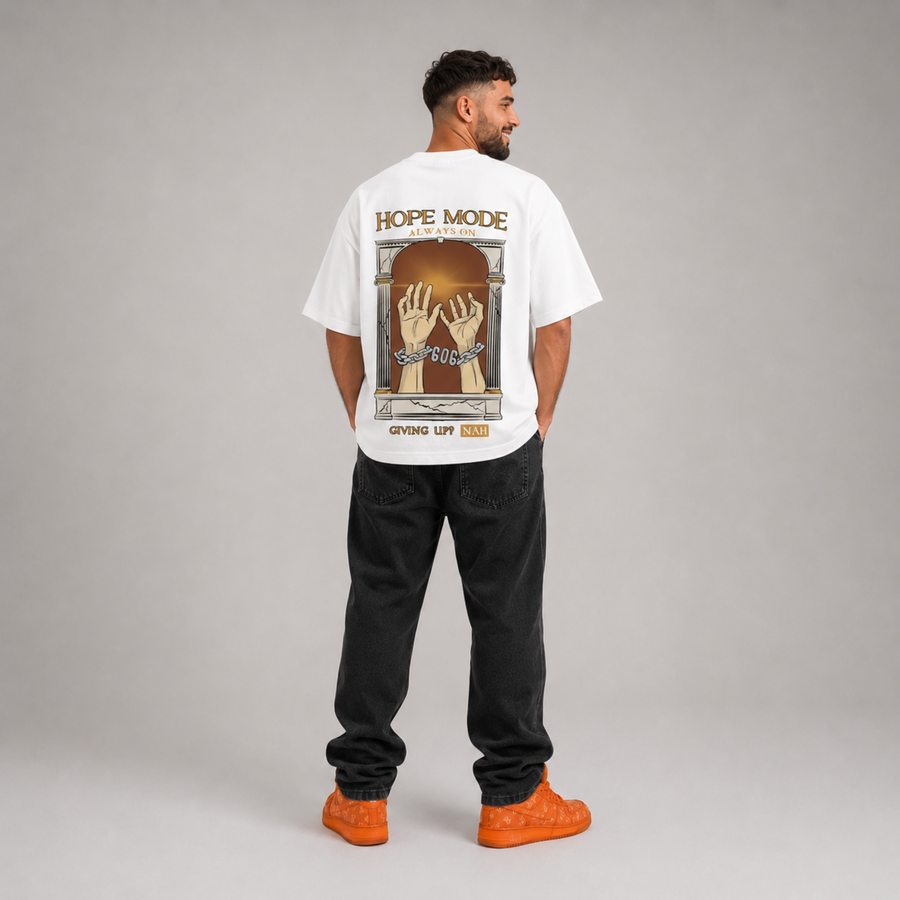 Mid-Oversized Unbroken 606 T-Shirt