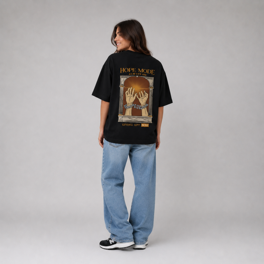 Mid-Oversized Unbroken 606 T-Shirt