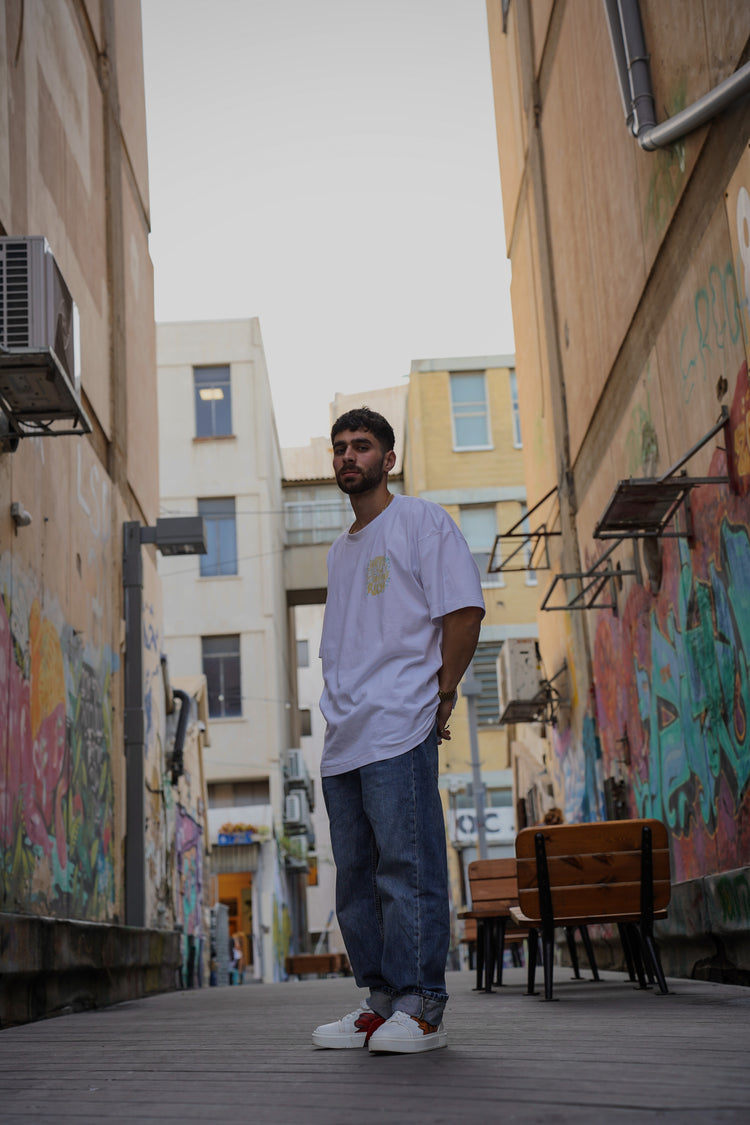 Mid-Oversized Happy Wealth T-Shirt