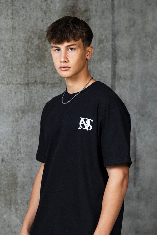 Mid-Oversized Legacy T-Shirt