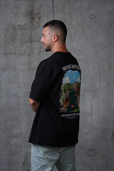 Oversized Moshe Bateiva T-Shirt